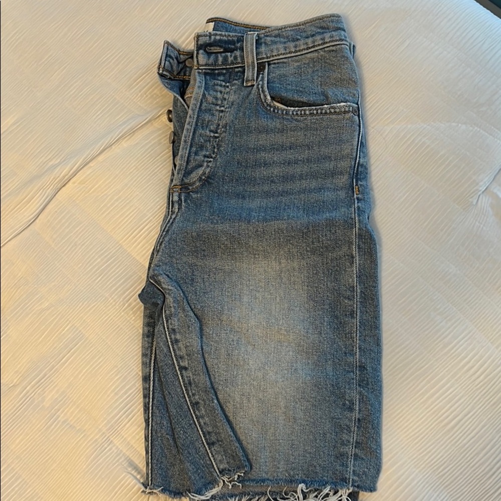 Aritzia Denim Forum Capri Jean Shorts